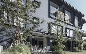 Crew Hotel